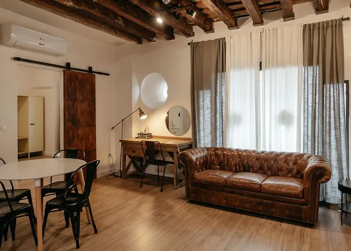 Astuto Boutique Jerez - Adults Only